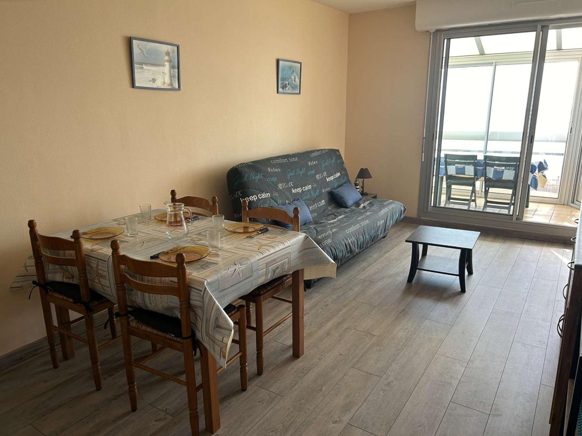 Appartement 2 Pieces Avec Balcon Et Parking A Saint-Gilles-Croix-De-Vie - Fr-1-224-39 Ngoại thất bức ảnh